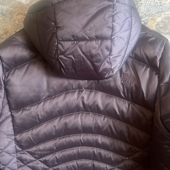 The North Face Metropolis 550 Purple Down Puffer Jacket - Picture 8 of 11